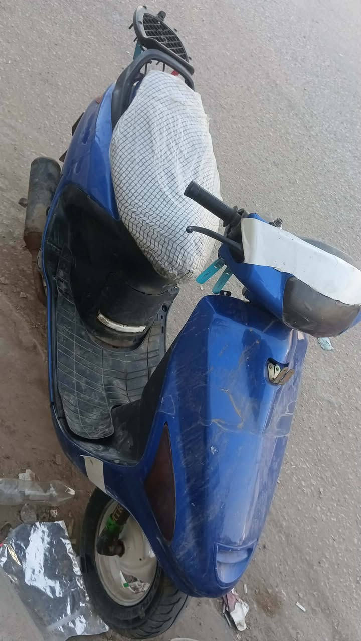 دراجه للبيع شغاله سلف هندر كهربائيات 

السعر 300 وبيه مجال 
العنوان الديوانية قضاء الشاميه 
***********
