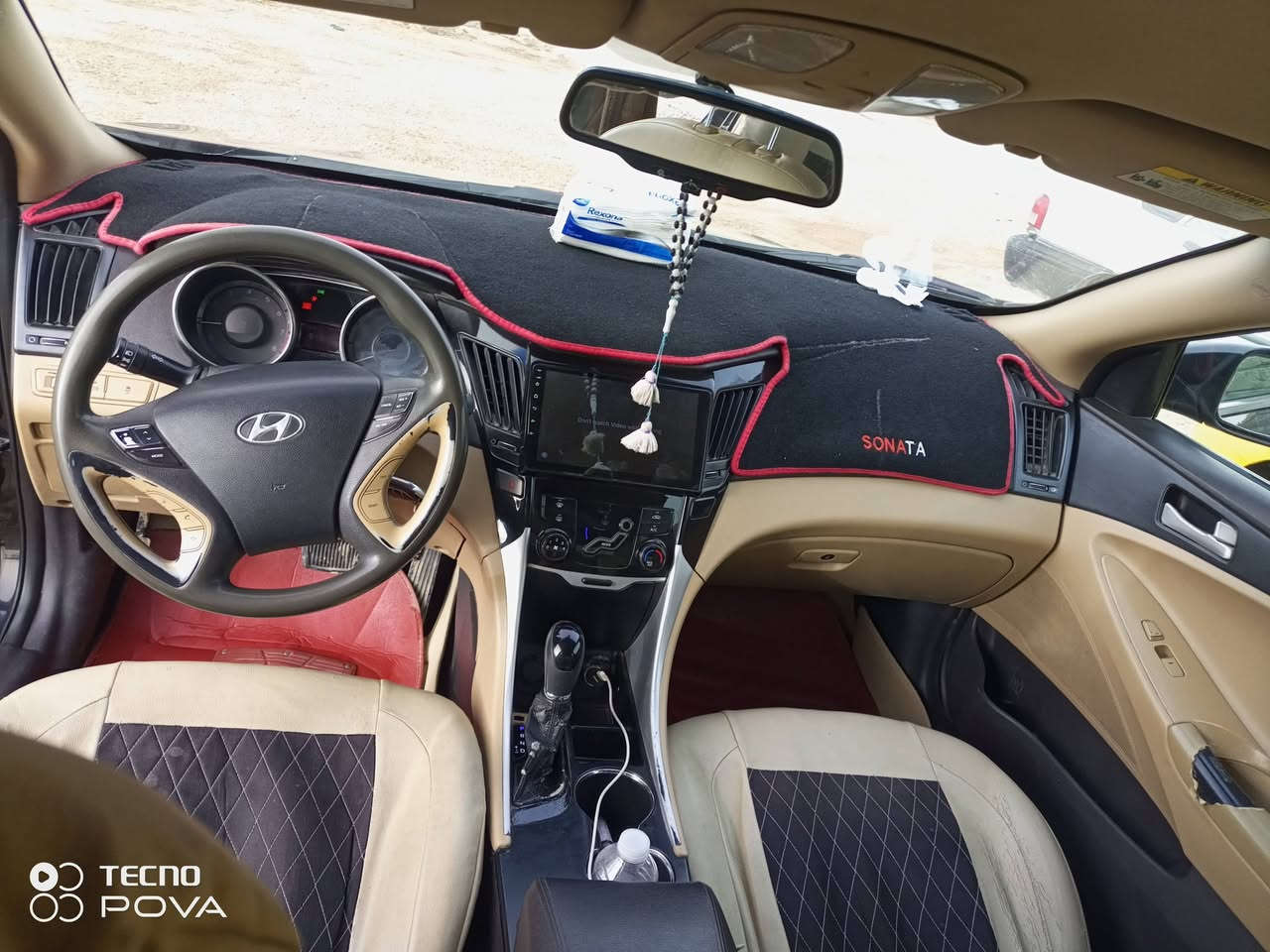 السلام عليكم
سوناتا وارد امريكي موديل 2012 حادثهه جاملغ نفسه مصلح والبنيد مبدل ليبل واحد عدا البنيد تخم تاير حداديه امامي وخلفي كله جديد استوني فاتحهه كير مكينه على الشرط لايت زنون المكان الدوانيه السدير 
السعر 105/وبيهه مجال 
للاستفسار ***********//***********
