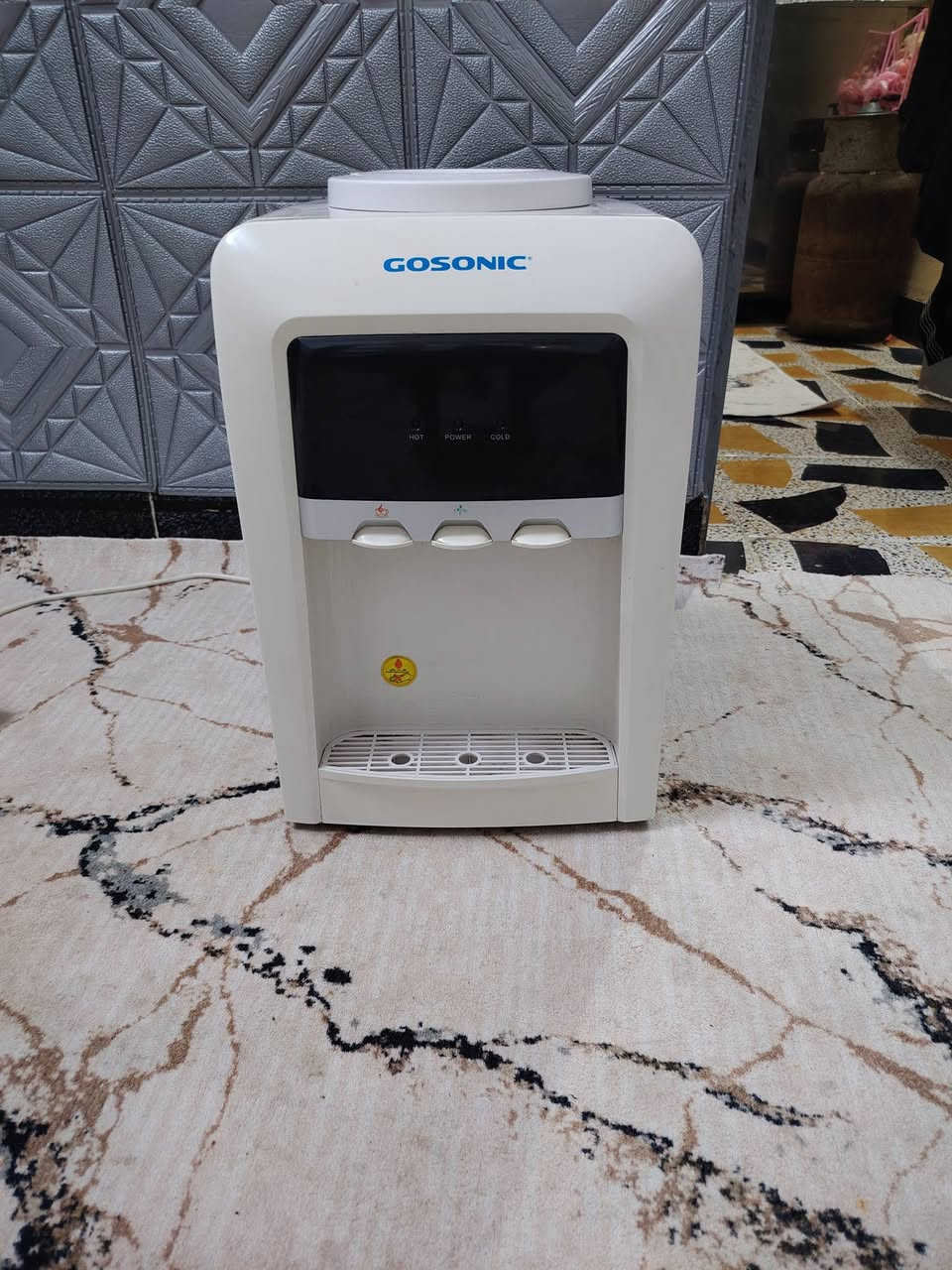 براد للبيع  مارك جونسك جديد حار بارد شراي خابر او تدلل ***********
