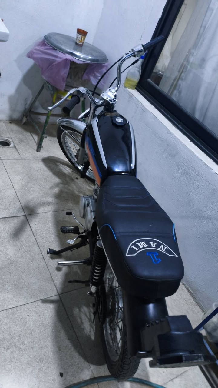 سلام علیکم نامه 3حرف للبیع ای عیب مابی شرط الفحص سعره 550 وبي مجال للطيبين ومراوس ماكو.


**إذا كنت صاحب هذا الإعلان وتريد حذفه لأي سبب، رجاءا أرسل رسالة إلى الدعم الفني**