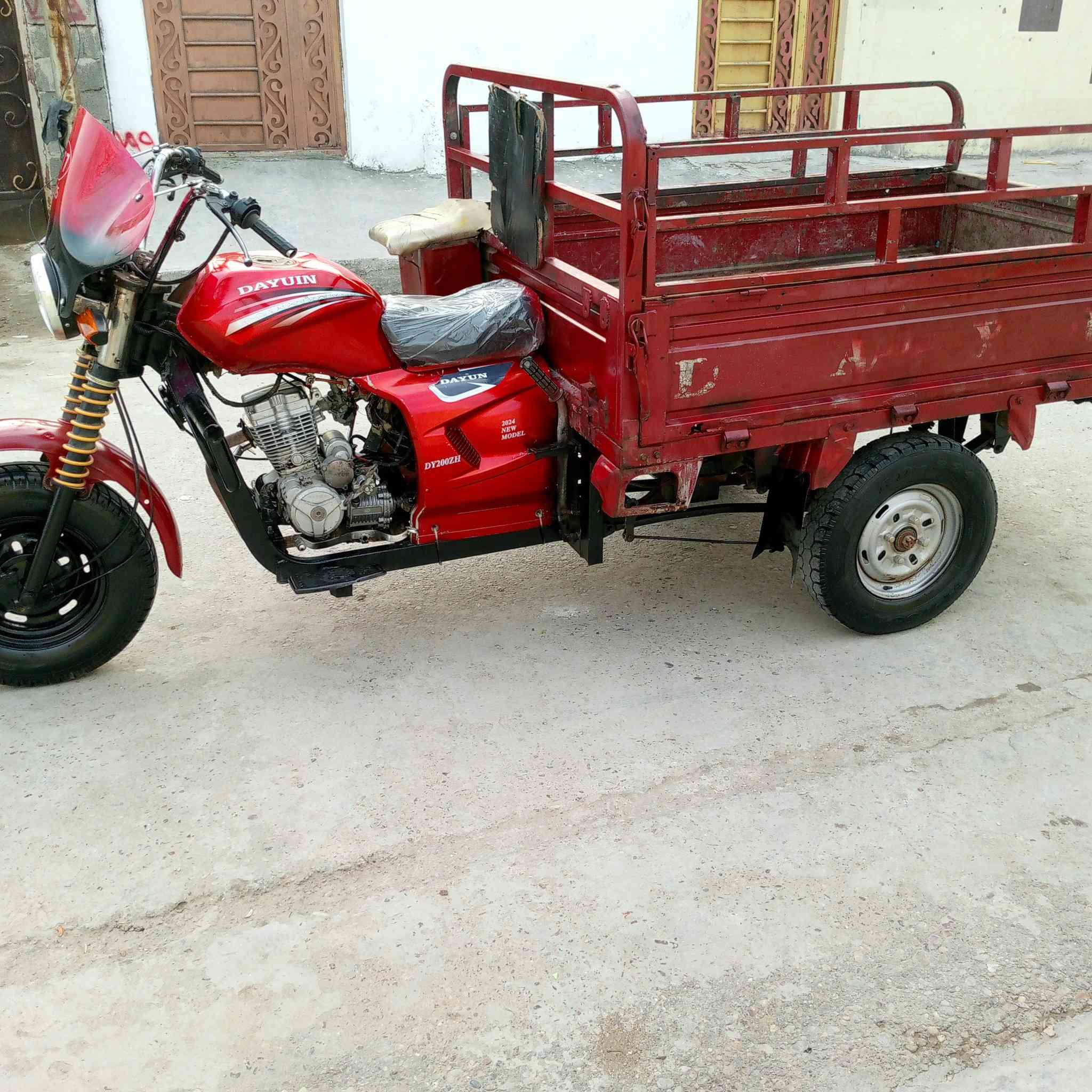 ستوته دايوان للبيع تخم تاير جوبلس كهربائيات شغاله مكاني مدينه الصدر السعر 850 رقم الهاتف ***********
