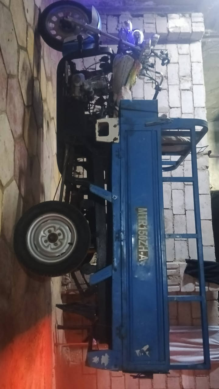 اسلام عليكم امتيار موديل 18 أصولي كفاله عامه خير من الله ستوته صاروخ بدي نضيف  كهربائيات جديده دبلات جدد وياله نضاف فول فقط الكير بوكس مايرجع عل بك رغم هوه جديد يرادله تجفيت ستوته مال خبيزه ضابطه على اخر حبايه مكاني بابل ناحيه الكفل سعره 1550 وبيه 
 ‏‪***********‬‏
