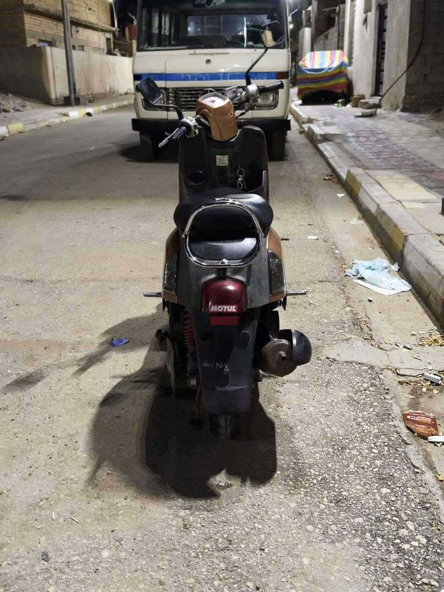 دراجه للبيع ماكس بوليس مقفوله من البرغي السعر 950 بيها مجال العنوان زينويه ناحيه اور قرب صفي الدين ***********
