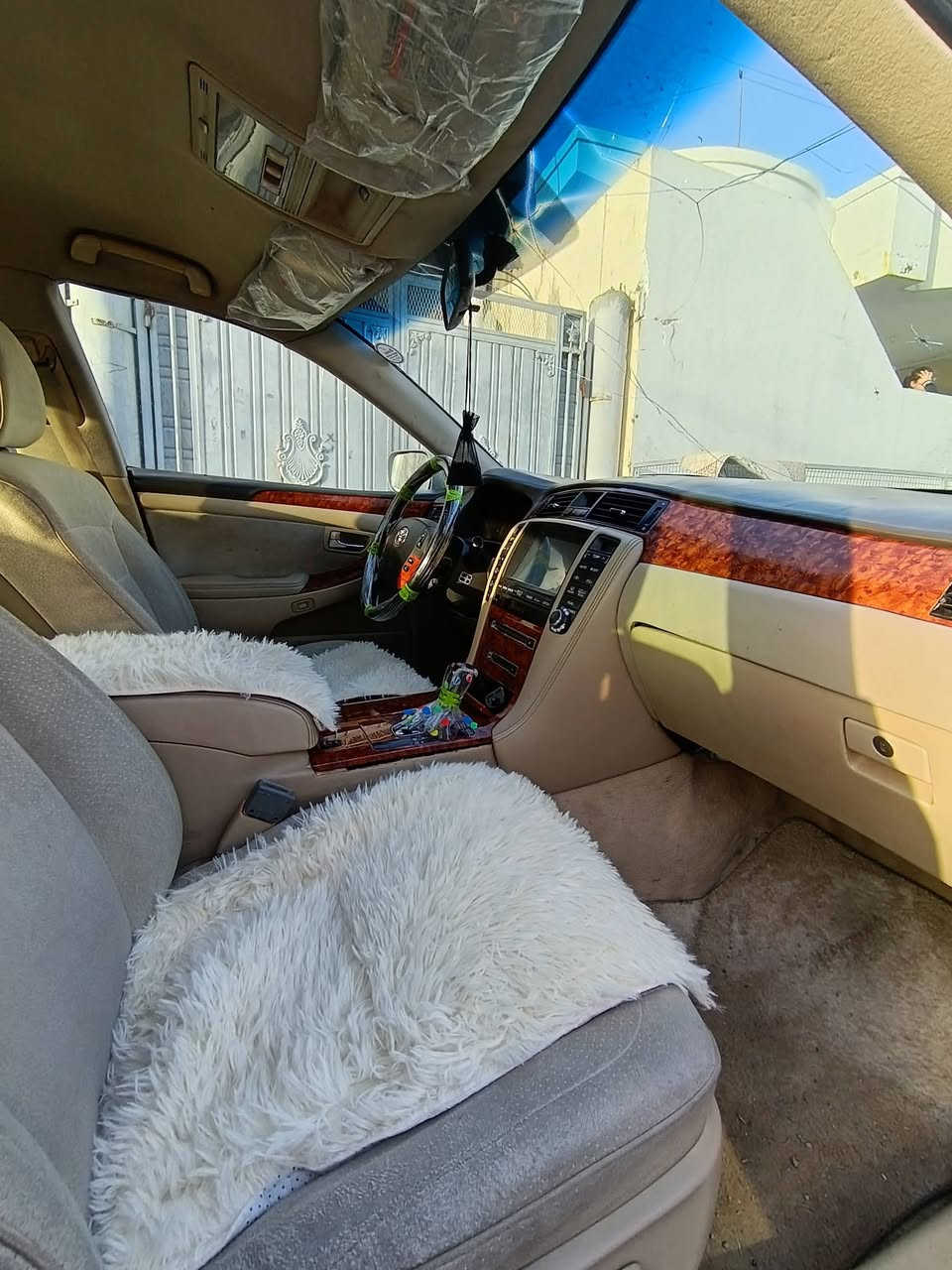 . شاهینە 2006
گێر گەورە مەکینە بجوک مەرغوبی بازار
ناوزەرد 2 دووگمە حاسەو کامێرا
سعری 46 گەلاو مەجالی کەم
***********
سەیدسادق حلبجة, السليمانية
