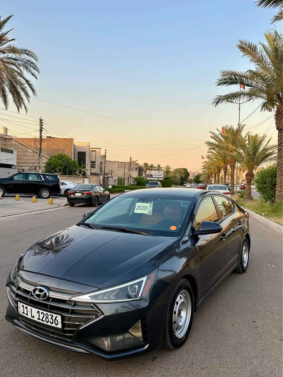 النترا 2020 امريكي 
قطعة 1 صبغ بدون تبديل بدون كلشي 
حادثها فقط جاملغ 
كير AT
مواصفاتها فول عدة الفتحة 
ماشية 70 الف 
العنوان بغداد البياع 
السعر 125 $ وبيها مجال 
*********** بغداد, العراق
