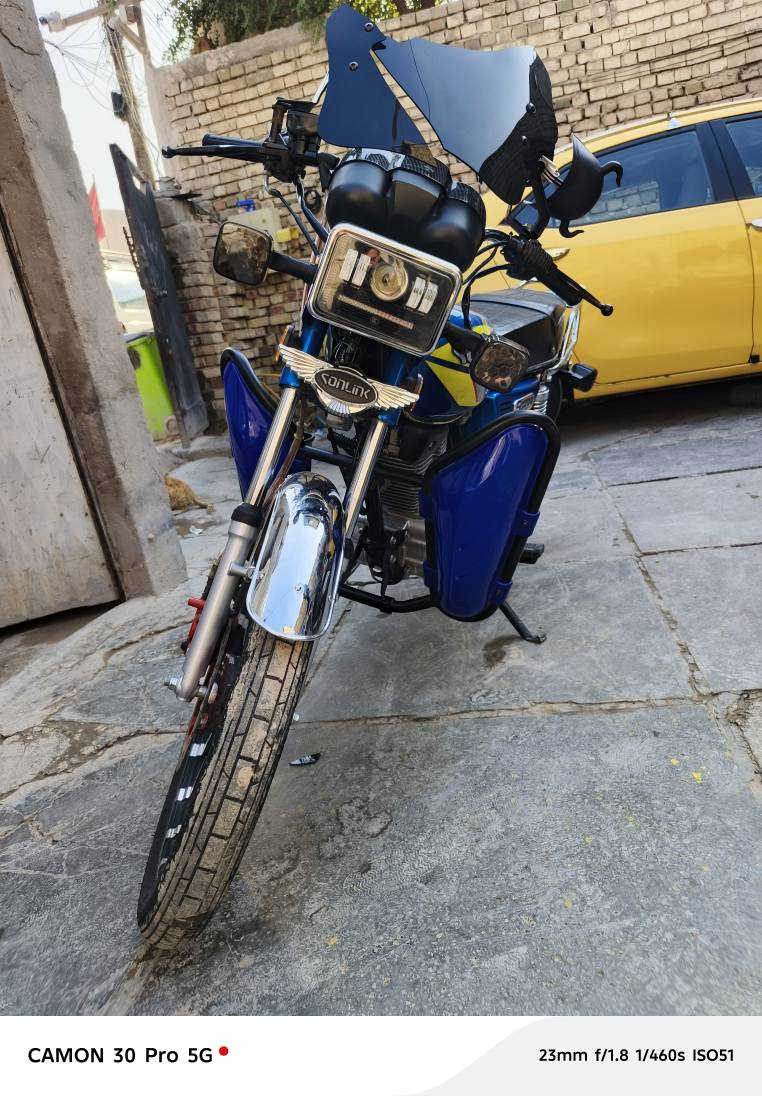 السلام عليكم سولنك موديل 25دراجه كفاله عامه شرط جيب فيتر وفحص كهربائيات كله شغاله دراجه جديده الله شاهد برغي مابيه نقص اوراق اصوليه مكاني بغداد مدينه الصدر السعر 850رقمي *********** بغداد, العراق
