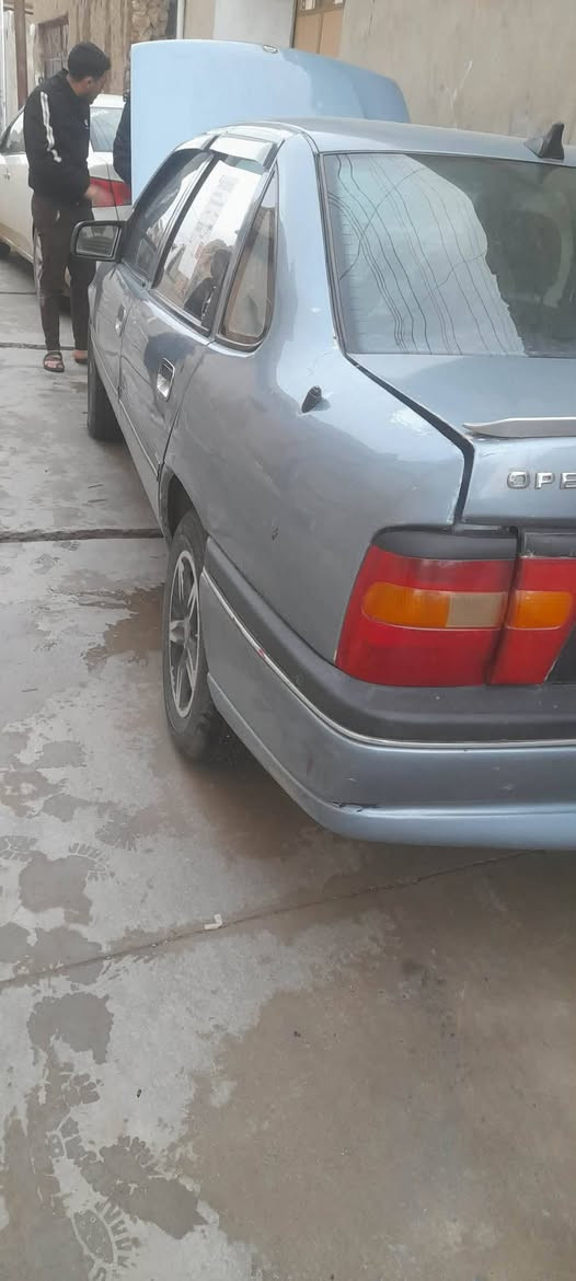 سياره ابل فكتره للبيع الموديل 1990 كير توامتك كربون مجود رقم نينوى سياره شرط تحويل  سعر 47بي مجال رقم الهاتف *********** /// ***********
