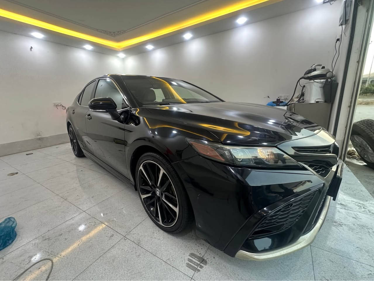 TOYOTA CAMRY 2022 SE+
سه ياره كه به س بؤنت بؤياخ بيناو گرتن بي ئيرباگ فول مواسه فات ( سلايت-شاشه گه وره- به سمه -رادار-هتد 
به ناوي خؤمه ته نها ٤١ مايل رؤشتوه هه موو گيان به شه رت گيرو مه كينه كاره باي به شه رت ره قم شانسيم داناوه نرخ-٢٠٥$ شتيك مه جال 
***********
Whatss app 
Vaiber رانية, السليمانية
