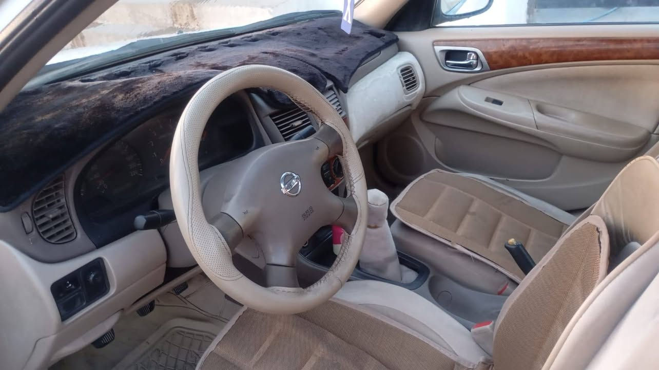 السلام عليكم نيسان سني موديل 2007 مكفولة من ضربة بس دعاميات بدلتهن سيارة جديدة الة من الصورة 
السعر 58 رقم ديالى نكليزي 
***********
