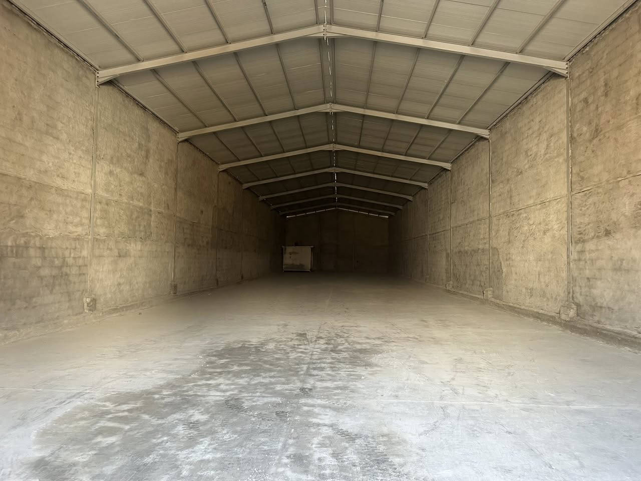 جملونات لإيجار  /بغداد عوريج طريق حله بغداد
مساحات مختلفه

300-500-660-1000

ارتفاع الجدان 6.5و ارتفاع الوسط 8.5

سندوبج ضد الحريق المكان جهاز ضمن مجمع

صفر صفر

للتوصل على الرقم ***********
