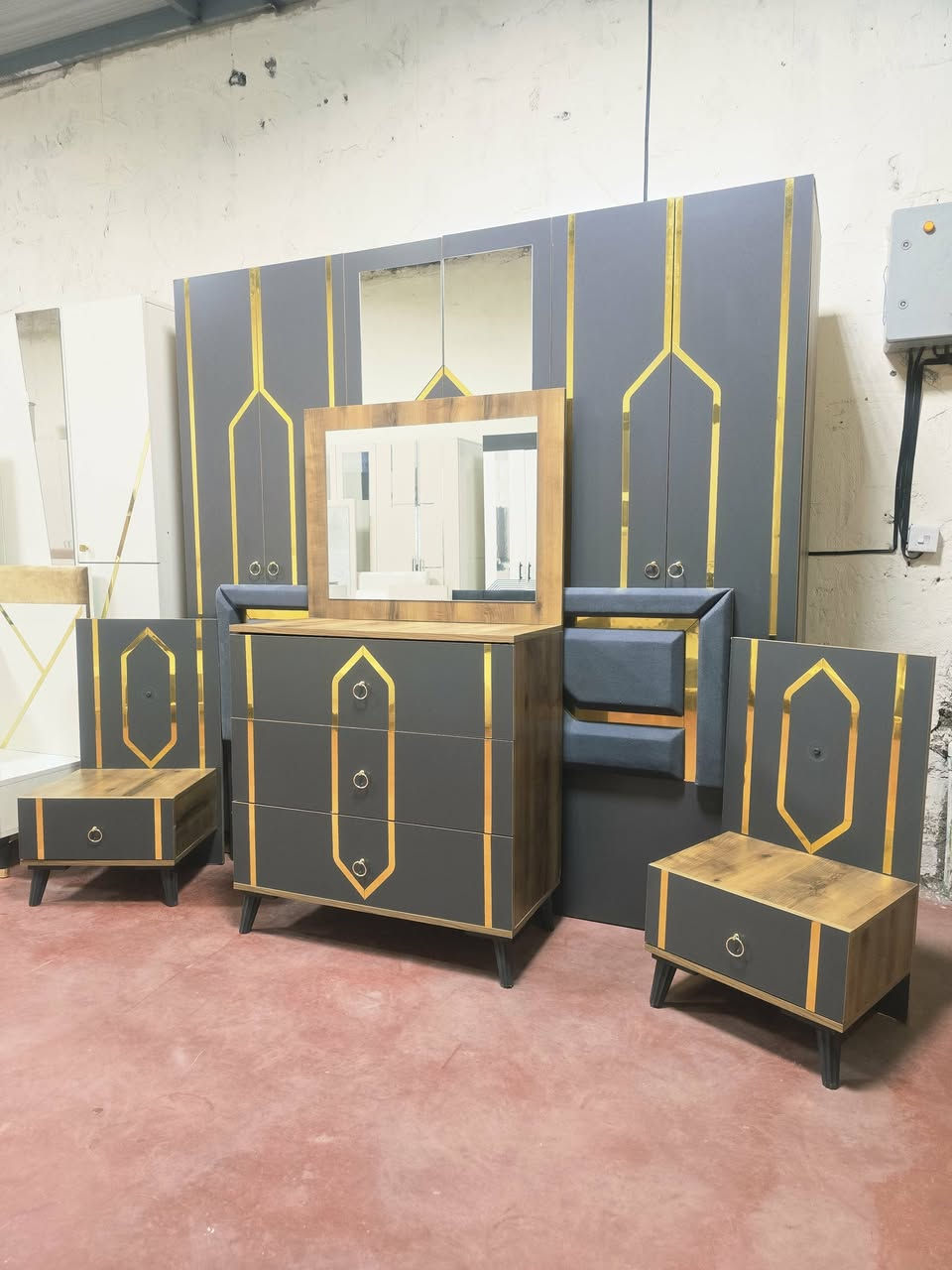 💗🔥 غرفة تركي مستخدم تخبّل 🔥💗
🛏️ 6 قطع كاملة
💯 نظافة 100%
🚪 نظام أبواب مرتب
💸 السعر 525 قفل
🪛 شد مجاني
🚚 نقل مجاني


**إذا كنت صاحب هذا الإعلان وتريد حذفه لأي سبب، رجاءا أرسل رسالة إلى الدعم الفني**