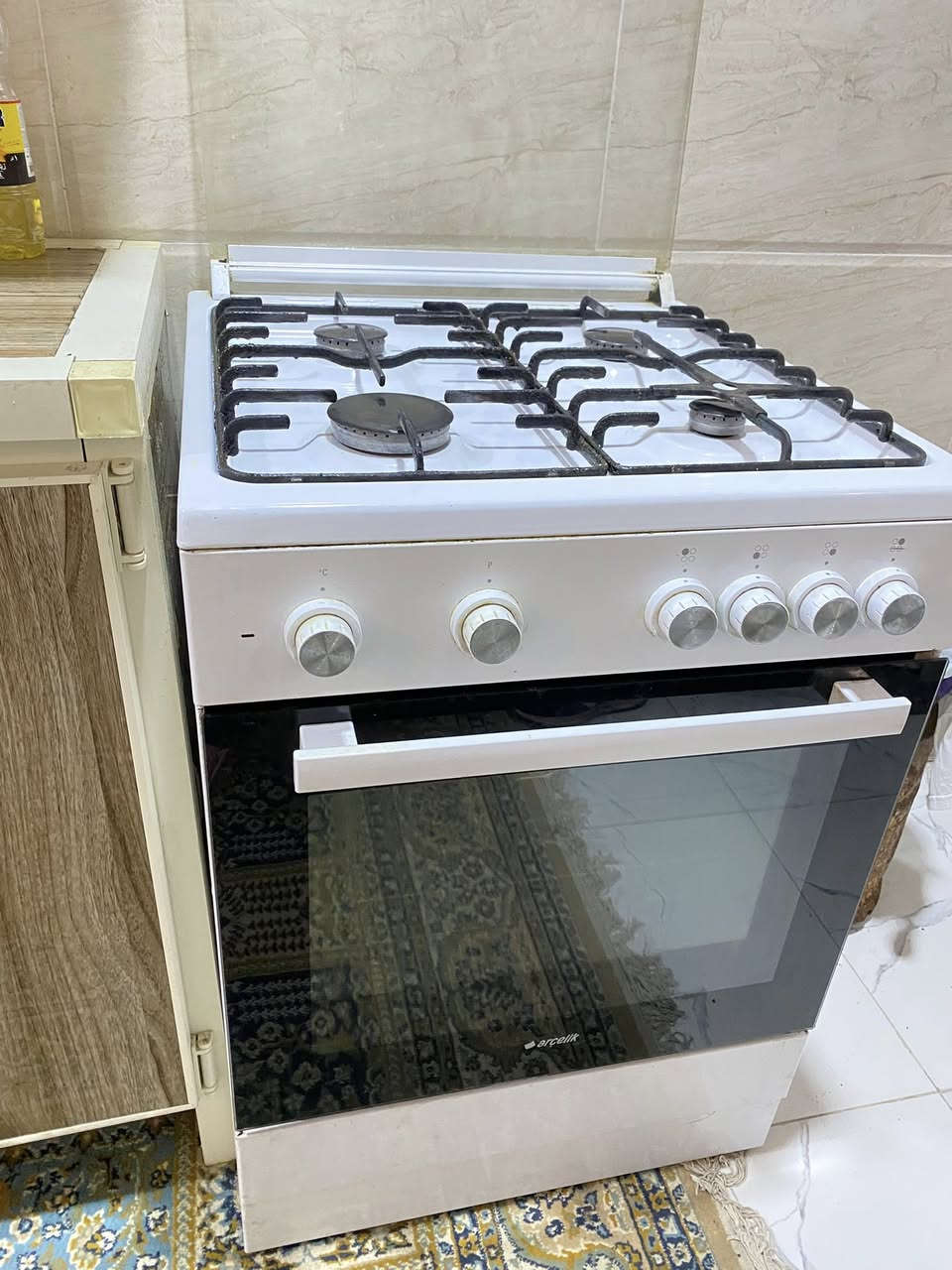 طباخ مستعمل للبيع نظافه ١٠٠٪؜ تركي الفرن مالته كهربائي مو غازي


**إذا كنت صاحب هذا الإعلان وتريد حذفه لأي سبب، رجاءا أرسل رسالة إلى الدعم الفني**