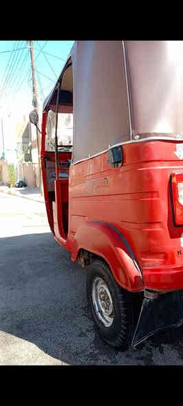 السلام عليكم تكتك للبيع مرقم كبل تحويل مكان الحسينه راشديه السعر 4 و500وبيه مجال رقم ***********
