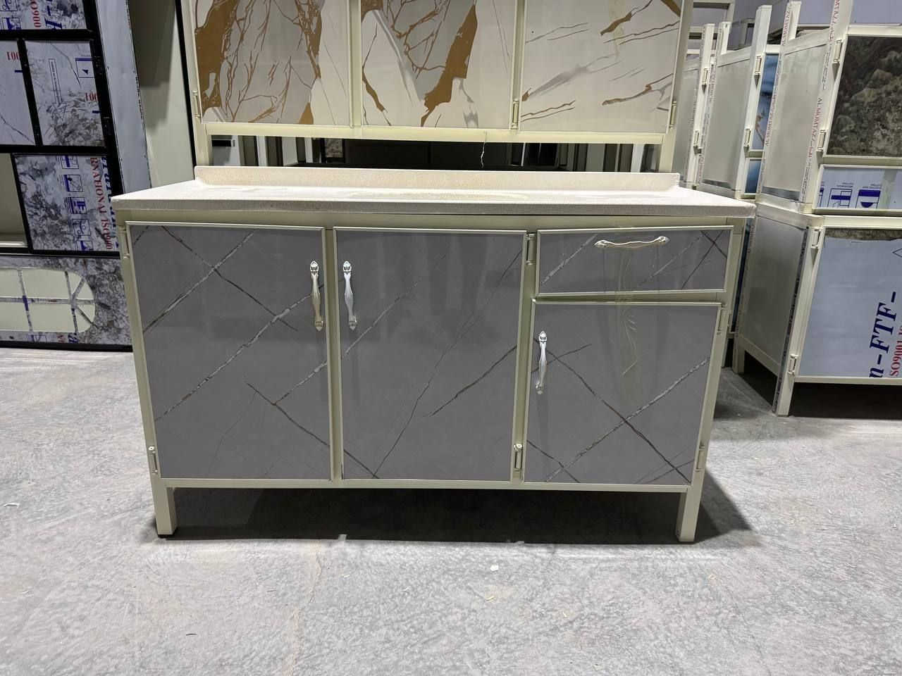 سنك قياس متر ونص المغسله مرمر (يحتوي على قاطع) 
السعر 155 الف     

التوصيل✈️✈️✈️ 
 داخل بغداد مجاني.. اطراف 15 💛🌹💛🌹
واسط// (25) الف 
-بدره -جصان -الحي -الموفقيه -ناحية واسط -الدجيلي -اطراف واسط (50) الف
ديالى //- بعقوبه - الخالص 25
كربلاء بابل ا ورمادي و فلوجه ( 25) الف 
الديوانيه النجف (25)الف 
هيت 65
 صلاح الدين// مركز المحافظه  تكريت مع الاقضيه التاليه -بلد -إسحاقي -الدجيل -سامراء - -ضلوعيه (25)
التوصيل الى البصره  -السماوه -العماره -الناصريه ( 25 ) الف
اطراف البصره 50.


**إذا كنت صاحب هذا الإعلان وتريد حذفه لأي سبب، رجاءا أرسل رسالة إلى الدعم الفني**