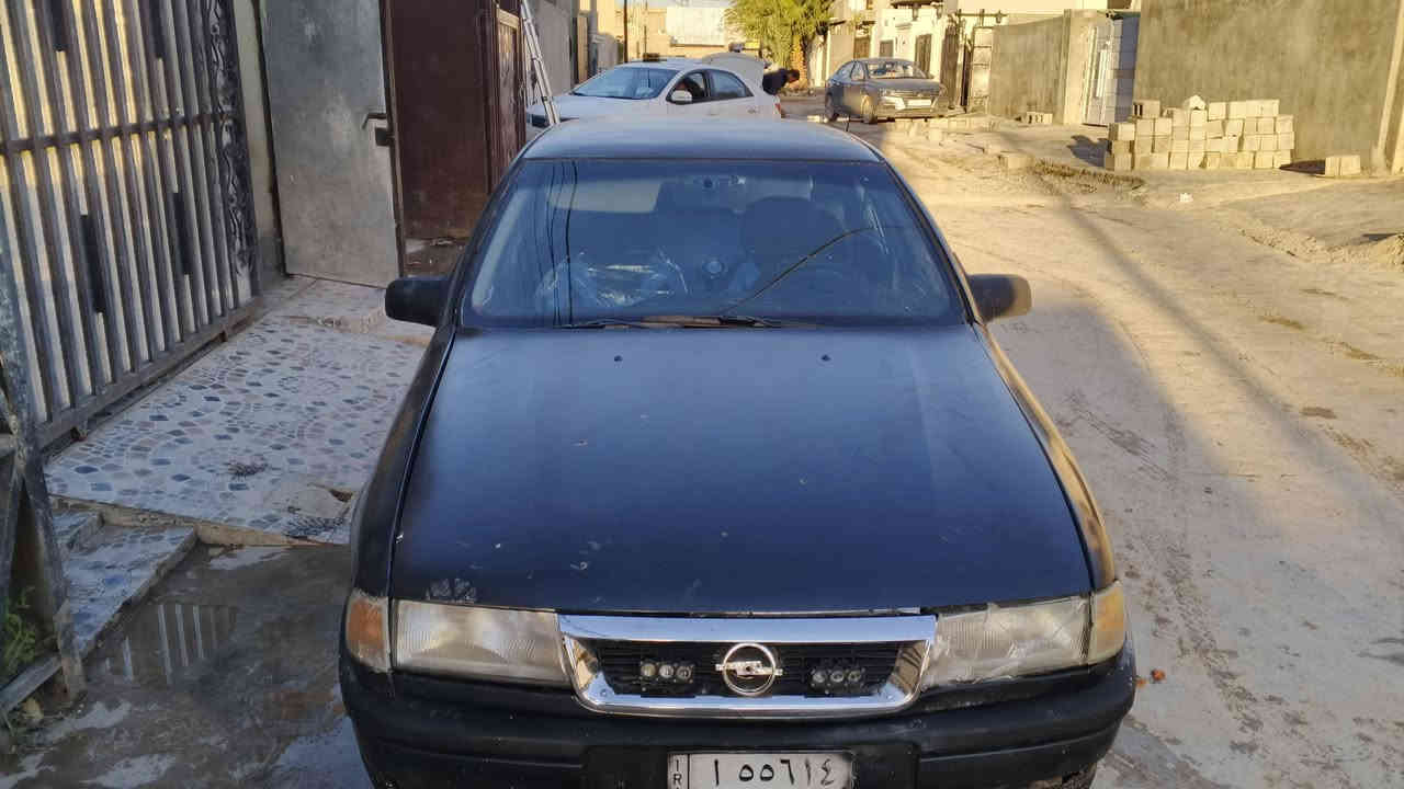 سياره اوبل موديل 90 مشروع وطني لل 27 تحويل وكاله شرط محرك 16 تايرات جديده لا صرف ولا بخار سياره مصبوغه جديد اي عما بيها كركوك حي بدر دفتر بنزين بيها كهربائيه شغاله السعر 27 بها مجال.    ***********
