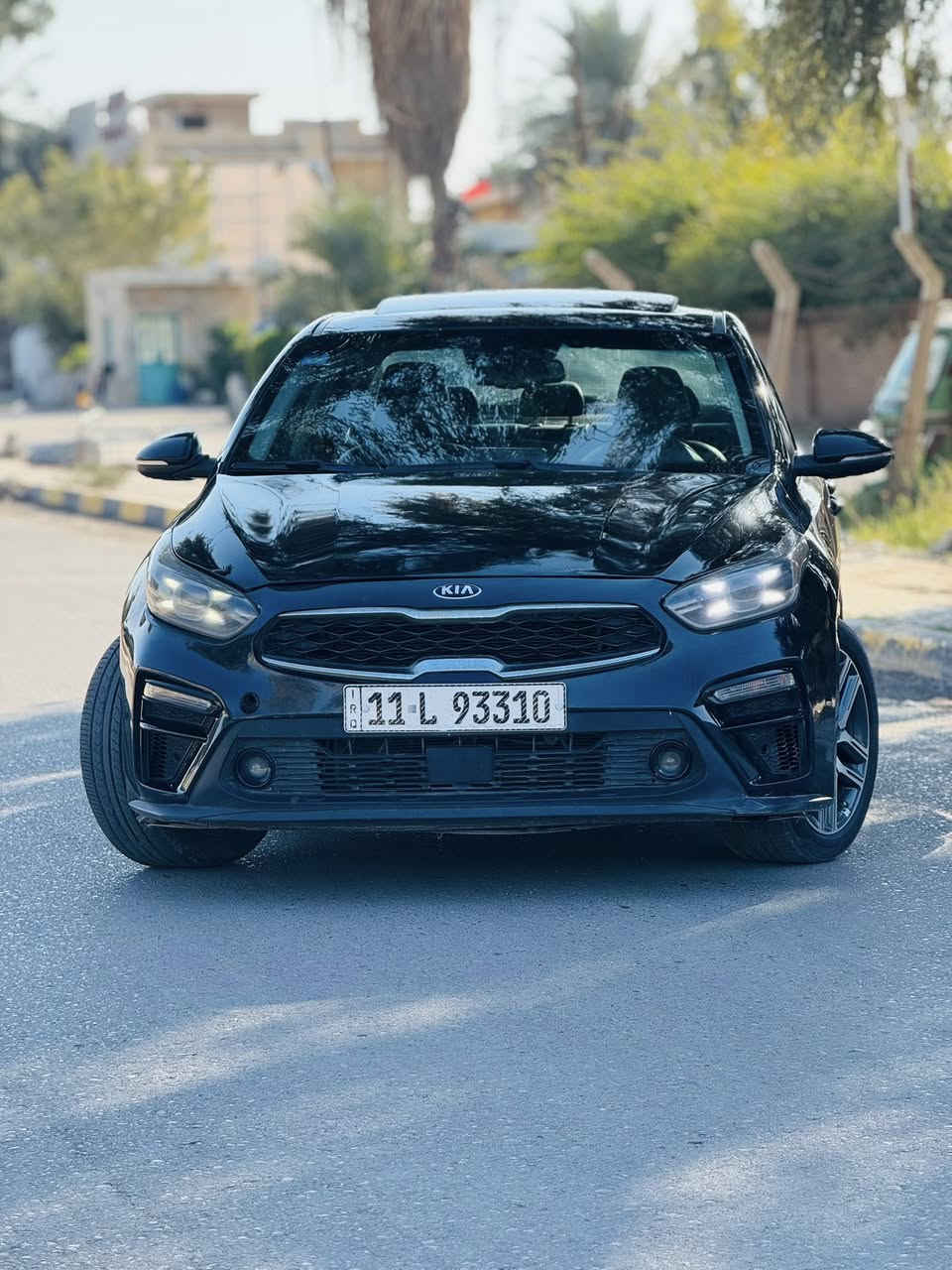 السلام عليكم 
كيا فورتي 2019 بسمي رقم بغداد 
 فول الفول موصفات EX

1بصمه 
2فتحه 
3بصمه بيبان 
4كشنات جلد كهرباء 
5تبريد قطعتين
6رادارات امامي خلفي جانبي 
7كامره دواره وشاشه لمس 
8مكينه 2000 دوش وكير ايتي 
9مري كهرباء اشاير مري 
10 شحن ذاتي لاسلكي 
11لايت عدسه 
12ماشيه 70 حقيقي 
13قياده ذاتيه نضام ترحيب 
14حساسات خلفيه ويلكب كروم 

بعد هواي مواصفات بيهه سياره فول مكينه وكير وحدايه وتبريد مكفولات السياره بيهه فقط بنيد بدون اي دواخل شرط الفحص والسونار سياره كنديه بدون ملاحضات السعر 128 مجاله بسيط  المحموديه بغداد ***********
