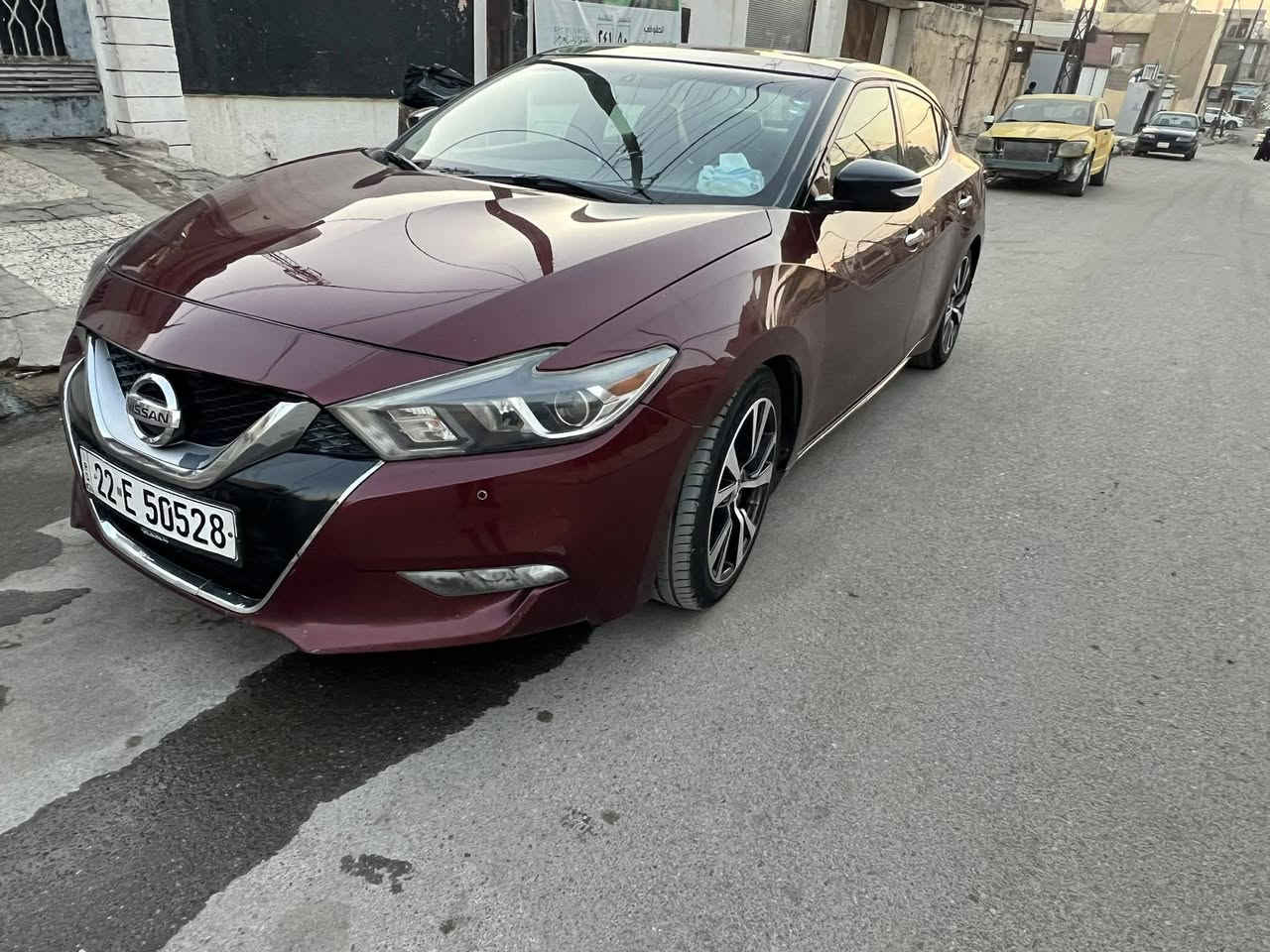 السلام عليكم ورحمه الله وبركاته 
-سيارة نيسان ماكسيما  2016  
-  فول اوبشن مواصفات المعروفة 
- محرك 3000  
 -  بانوراما  
-  شاشة كبيرة تدعم كار بلي واوتو 
كير مبدل مال 13 المرغوب
- الكراسي الأمامية تحكم كهرباء مع الستيرن نظام تدفئة 
-  ابواب بصمة
-رادار امامي وتثبيت سرعة 
-كاميرات خلفية 
-كشنات جلد لون اسود مع الدواخل   
ـ حساسات أمامية وخلفية 
- حادث جاملق يم الساق كدام بدون دواخل 
- وبعد هواية بيها مواصفات
 استخدام شخصي 
- رقم اربيل مكان الموصل 
بيع او مراوس 
سعر 125 
*********** واتس اب
