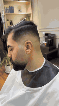 #مطلوب_حلاق
متوفر كرسي شاغر (نظام ايجار) 

سعر الايجار 175 الف 

المكان حي  النجف الغدير  فرع المخبز الفرنسي 

#شرط الحلاق صاحب خبرة (وعندة معاميل)

للتواصل واتساب 📞***********
