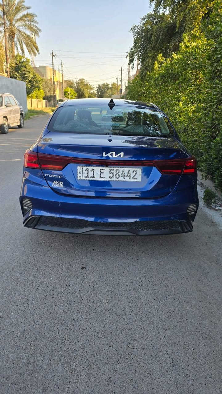 فورتي وارد٢٠٢٣
السياره جديده جدا ماشيه ٥٠ الف
فقط بنيد صبغ 
ليدور جديد خلي يخابر ويدلل
***********
السعر ١٥٥
