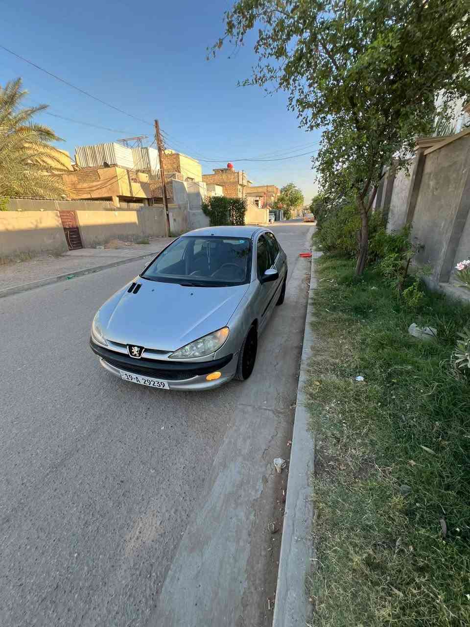 بيجو فرنسي موديل 2009 حجم 206 كير مكينه مال حاويه جدد سيارة كلها بلاديه بدون صبغ بيها جاملغ امامي جهة السايق بيه بارد . رقم انگليزي كربلاء  بسمي هزة جديدة وسنويه لغاية 2030  مكانها بغداد الشعب سعرها 35. بيه مجال.‏‪***********‬‏
