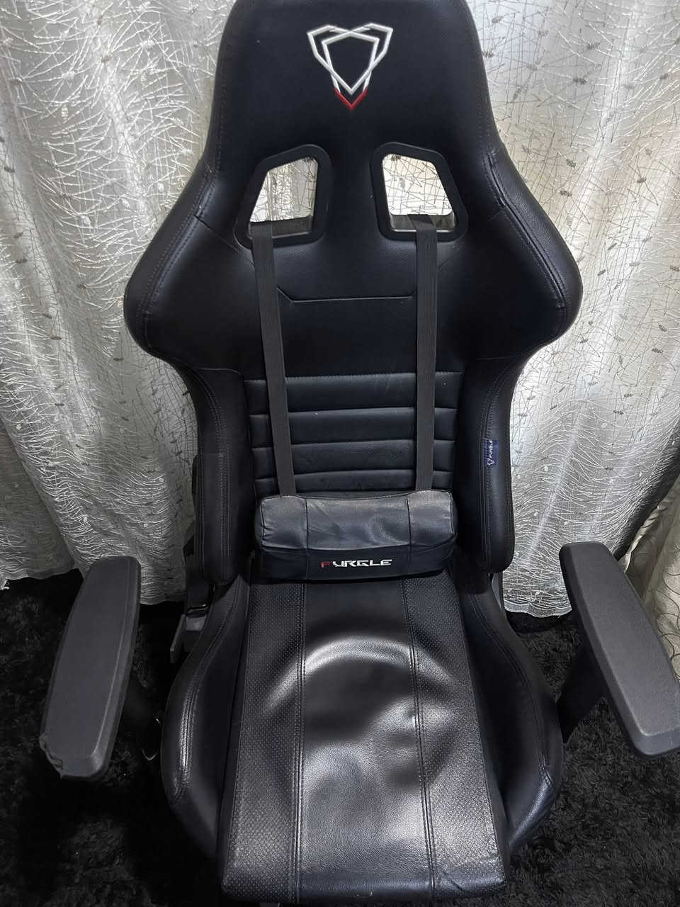 حاسبه كامله 
موصفات الحاسبه 
مذر بورد B660كيمنك
معالج i512400f
كارت شاشه 1660ti
بور سبلاي 650
مبرد هوائي
مراوح 9
رامات 16k
‏ssd500
كرسي كيمنك 
ماوس رد دراكون 
كيبورد
موس باد 
ميز كاربون فايبر 
سمعات هايبر اكس 
اشرطه داخليه RGP 
كل غراض بيه كراتين مستعمل قليل 

رقم ***********
