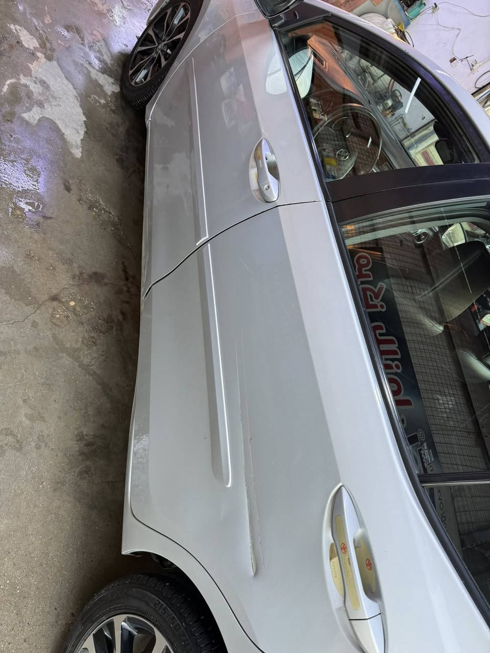 كورله 2018 فول مواصفات ١/١
وارد مريكي عارضه سياره 135 وبيه مجال بسيط 

لستفسار تصل عله رقم ***********
