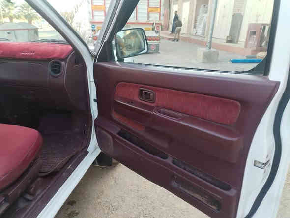 السلام عليكم
مكلف بالنشر مكلف بالنشر
للبيع نقد فقط
بيكم نيسان ٢٠١٤ مُحسَن
سيارة. مكفولة من الصبغ
محرك وكير كفالة
سيارة حيل نظيفة وجاهزة للأخير
تخم تاير جديد كهربائيات كلها شغالة مابيهة اي نقص
سنوية وهزة جديدة بأسم راعيهة
تحويل او وكالة
السعر ١٥٧ وبيهة مجال بسيط
للاستفسار ***********
هذا رقم صاحب السيارة
مكان السيارة الأنبار قضاء راوة
