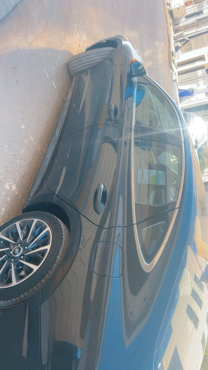 سوناتا 22 خليجيه فول مواصفات
السعر 185 وبيها مجال

بيها بابين تبديل فقط  للاستفسار ***********
