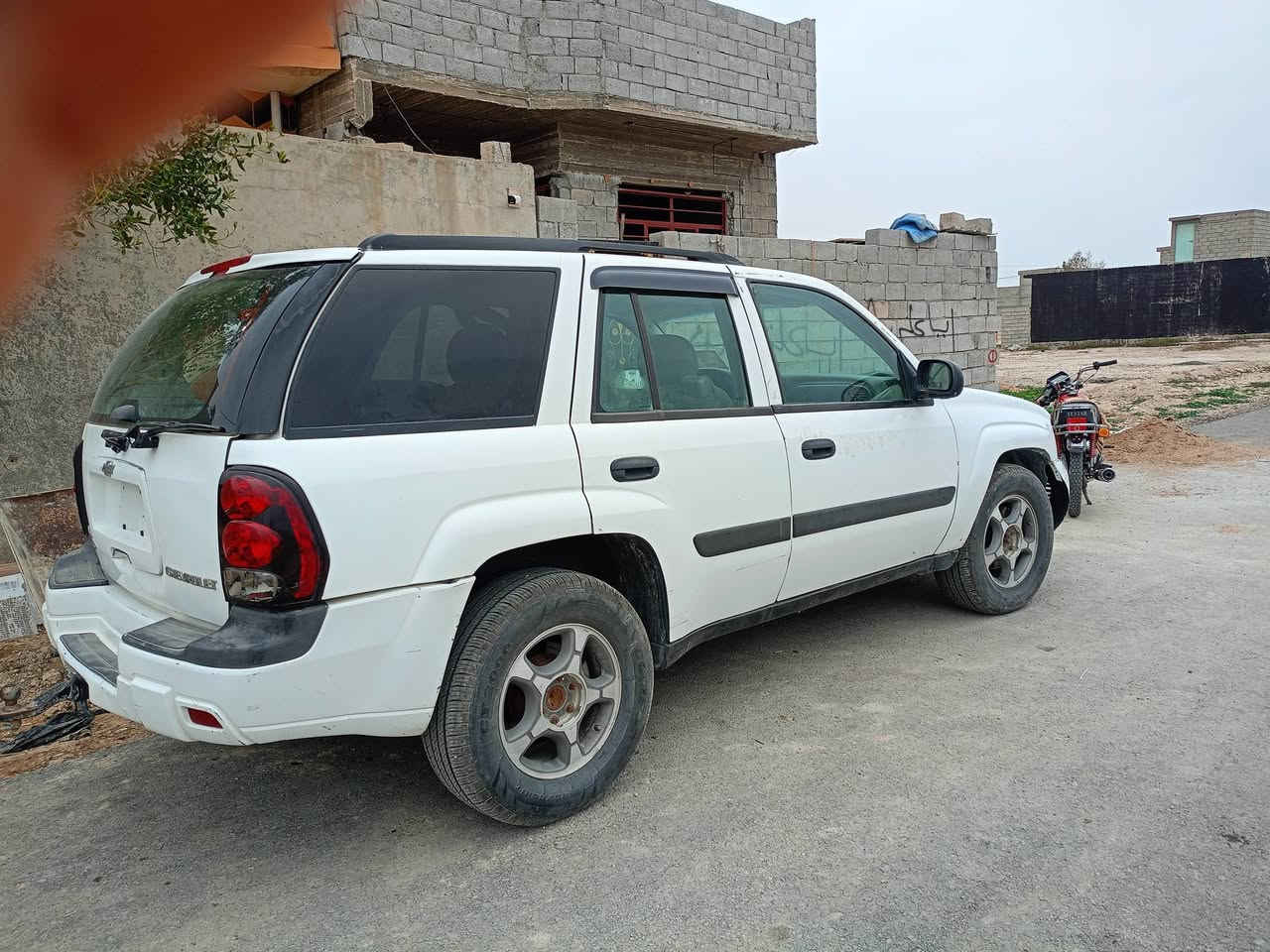 سلام عليكم سياره بلايزر الفين 5 مال مزاد شغاله تبريد تدفئه السعر 45 بيهه مجال بسيط ***********
