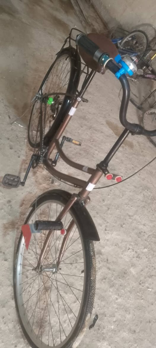 مراحب عساكم بخير
بيسكل لبيع مثل ما موضح في الصورة 
مكاني بغداد شعلة چكوك 
65الف الطيبين
جاهز كامل نضيف تجي تفحص وتسوق تقنع


**إذا كنت صاحب هذا الإعلان وتريد حذفه لأي سبب، رجاءا أرسل رسالة إلى الدعم الفني**