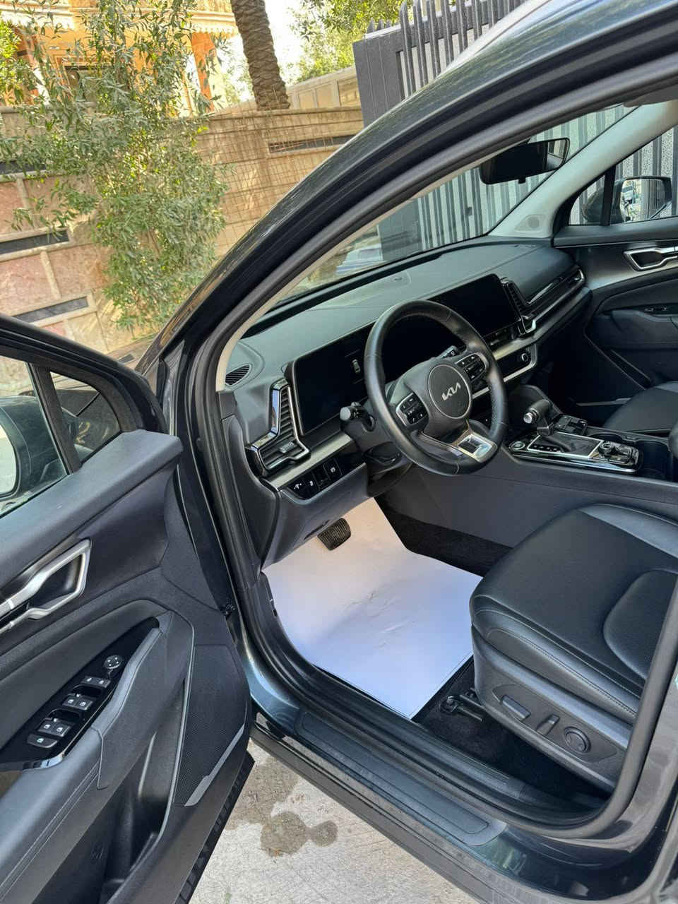 --
السلام عليكم 

كيا سبورتج لون رصاصي 

وارد امريكي موديل 2025رقم اربيل

سياره كلين كفاله شواصي الغود 

ايرباك كله سليم

سياره اخت الزيرو ماشيه3000مايل

المواصفات

بصمة
تشغيل عن بعد
هاند بريك بصمة
نظام ترحيب
شحن وايرليس
رادارات
كشنات جلد 
حساسات وكاميرا
محرك 2500
كشن السائق كهرباء 
تدفئة كشنات
تحديد مسار
تبريد قطعتين
مانع انزلاق
نزول منحدرات
نظام abs
نظام فحص ضغط الاطارات 
وضعيات قيادة
فول تحكم ستيرن
لد امامي خلفي
نقاط عمياء
ويل كب كروم
اوتو هولد 
اوتو ستوب
داخل جلد اسود  

السعر 217$

مكاني بغداد زيونه

رقم الهاتف***********
