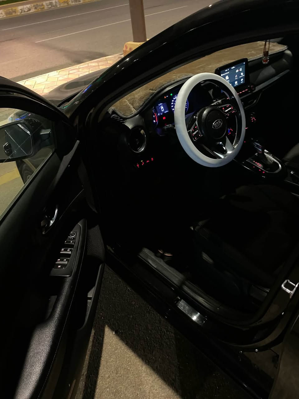 سلام عليكم عندي كيه فورتي فول موصفات للبيع ضررها جاملغ بنيد صوره الحادث موجوده ريدها 132


**إذا كنت صاحب هذا الإعلان وتريد حذفه لأي سبب، رجاءا أرسل رسالة إلى الدعم الفني**