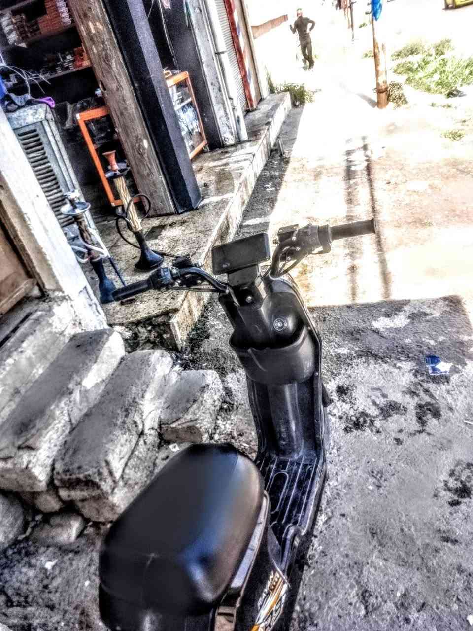مطور شحن r9 نضيف انطيك بطاريات و ملف وعقل شرط بي نضام R وp و سويجات 2 وبصم1 مطور نضيف سعر 350 وبي مجال بسيط مكان موصل حي نابلس  رقم الهاتف *********** بي وتساب
