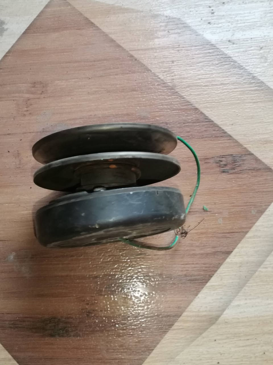سلام عليكم غراض فراشه
كورا فراشه نضيف بدل بس ولفات كامل بس تشدا ب30 وبيه مجال
تانكي فراشه نضيف ما مزروف 20 وبيه مجال
بك الآيت شغال ب15
سويج شغال شغال ب25 وبيه مجال

قبب اكسن نضيفات الواحد ب15
مال كسدات ب10
رقم ***********
