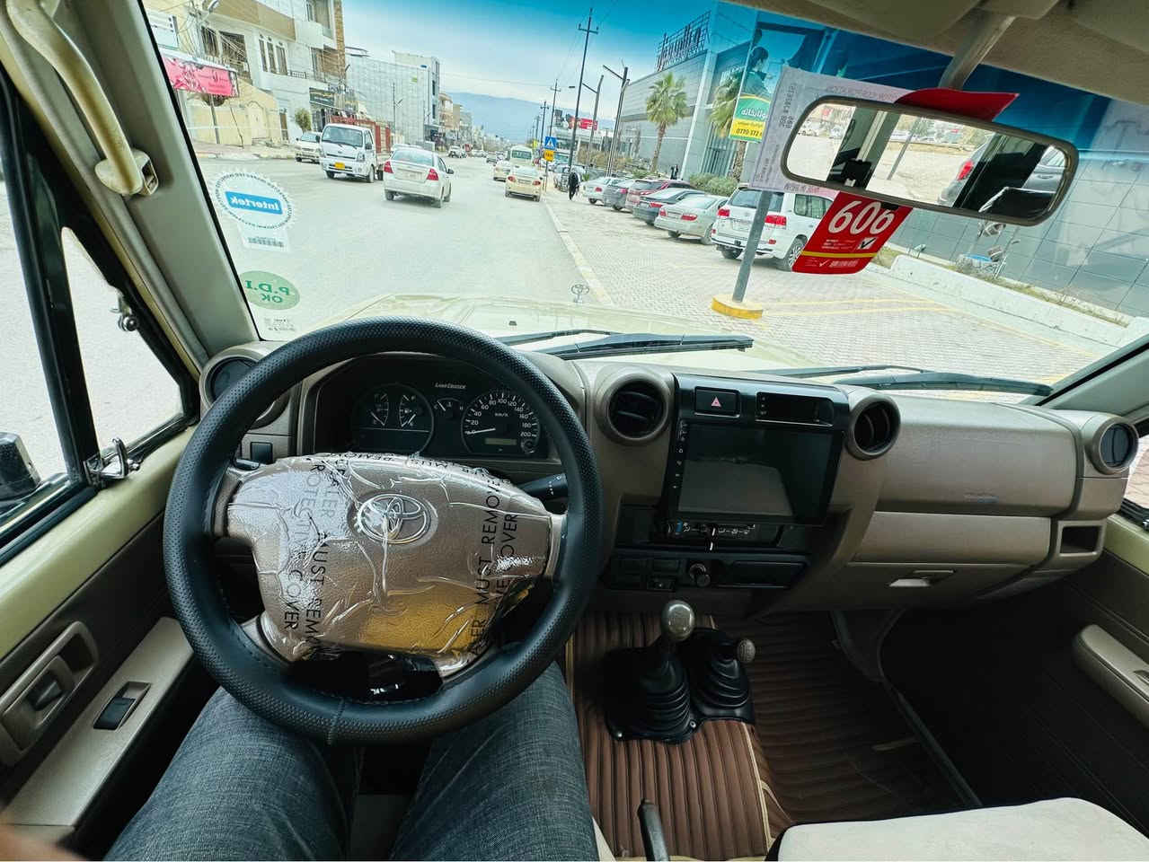 میکزه مين ٢٠١٥   سعرى ١٤٧$ 
***********

سه ياره كه مۆديلى ٢٠١٥  ره قه م سليمانيه به س ته حويل 
ناكريت كيشه ى به رادى هه يه ساحيب سه نه وى مه وجوده هه موو شتيكى به شه رت 

گيرو مه كينه ى به شه رت مه كينه عه دلى له سه ره 
سه وت و سه رف و بوخارى نييه 

سه ياره كه عام بۆياخه ؛  وه ر گه راو نييه ده عمى قورسى نييه

پيش و دواى تازه داگيراوه چوار تايه و ويلى لۆکى شه ريكه ى له ژيره 

سعرى ١٤٧$  معامه له له سليمانيم. 
*********** السليمانية, العراق
