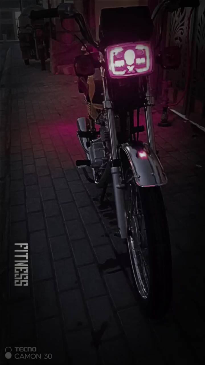 سلامو عليكم دراجه للبيع مديل 19 أوراق أصولي معمره 2024 السعر 950 بيهة مجال بصيط  مكاني كربلاء حيل عامل ***********
