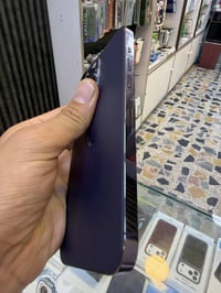 ذاكرة ٢٥٦ • بطارية ٨٥% • شاشة وظهر مبدل