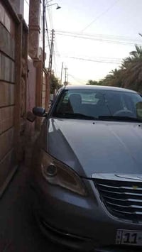 سي ٢٠٠ موديل ١٣  رقم بغداد السعر ٨٠  07726936308