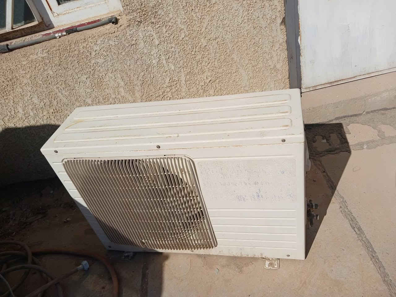 عندي ذني للبيع للبيع اتعامل لطب تشتري اهلا وسهلا  تكسر بالسعر لتسأل الغرض غرضنه والرزق على الله


**إذا كنت صاحب هذا الإعلان وتريد حذفه لأي سبب، رجاءا أرسل رسالة إلى الدعم الفني**