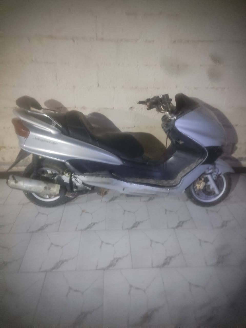 سلام عليكم دراجه ماجسته وراق صولي مامفتوحه كهربايات شغاله نكره سلف مكفوله من كلشي للب 250 وبيه مجال محتاج وهاذه رقمي ***********
