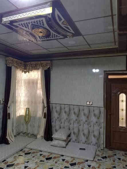 السلام عليكم ///  بسبب الوعود الكاذبة        بسب الوعد الكذبة إعادة النشر  بيت للبيع سند زراعي المساحة 300 مشمول بقرار التمليك بناء حديث يتكون من 5قرف 3فوك 2جوة استقبال+مطبخ حار بارد البيت مجهز بلسقوف والسيراميك الموقع.  الشرقاط اجميلة شارع عشرين فرع دكتورة فاطمة.   السعر 80 اقصاط مابيع // الاستفسار  علا الرقم *********** ///***********
