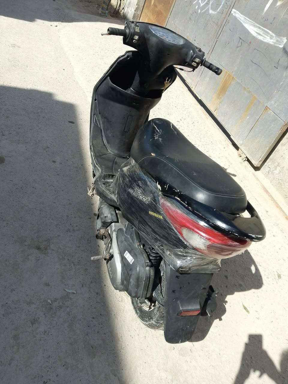 دراجه بريز سرعه 140 تشتغل سلف وهندر مكينه نضيفه كهربائياتهه كلهه شغاله قفل ستيرن  شغال دبلات شغاله سعر 250 مكاني بغداد مدينه الصدر شراي يتصل ***********بيه واتساب
