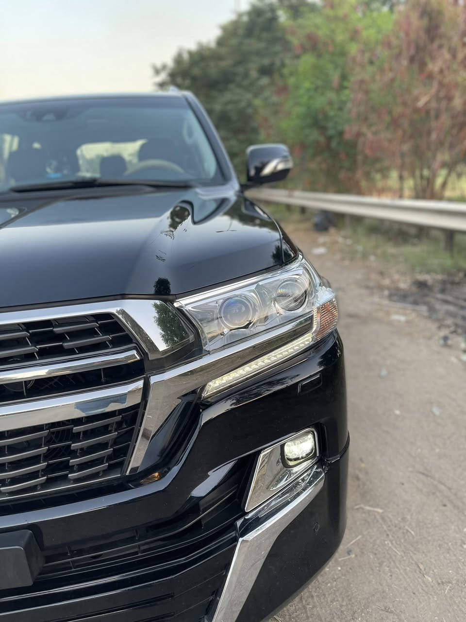 سلام عليكم
لاندكروز    VXS.                2021

فول اعلى مواصفات رقم بغداد باسمي 

محرك  ٥٧٠٠  جكات  رادار  امامي وجانبي 

كامرات ٥ محيطيه ٣٦٠ درجة

٣ شاشات كشنات جلد قرميدي 

كراسي كهرباء تدفئة تبريد خزن ميموري

صندوك كهرباء وبعد بيها مواصفات 

سياره مكفوله من صبغ وتبديل 

 بيها بارد فقط بالهلال جاملغ خلفي  

للبيع او مراوس حسب قناعه

السعر.  64 الف 

***********
