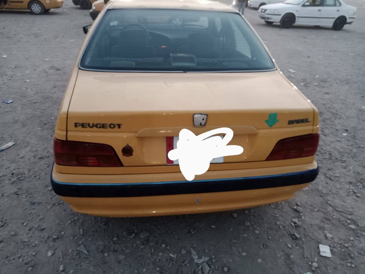 السلام عليكم للبيع بيجو بارص موديل ٢٠١٥رقم بغداد الماني مكفوله السيارة من الصبغ والضربه كير ميكينه تبريد خير من الله السياره باسمي وتحويل ثاني يوم مكان السياره بغداد ((السعر ٤٦)) بيهه مجال بسيط حك الجيه للاستفسار وللمعلومات اكثر اتصل عله هذا الرقم
***********
