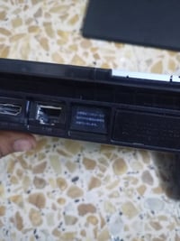 بلي 4 مهكر للبيع ذاكره ١ تيره الجهاز نضيف صارلي شهرين من اخذته لوك ستي...