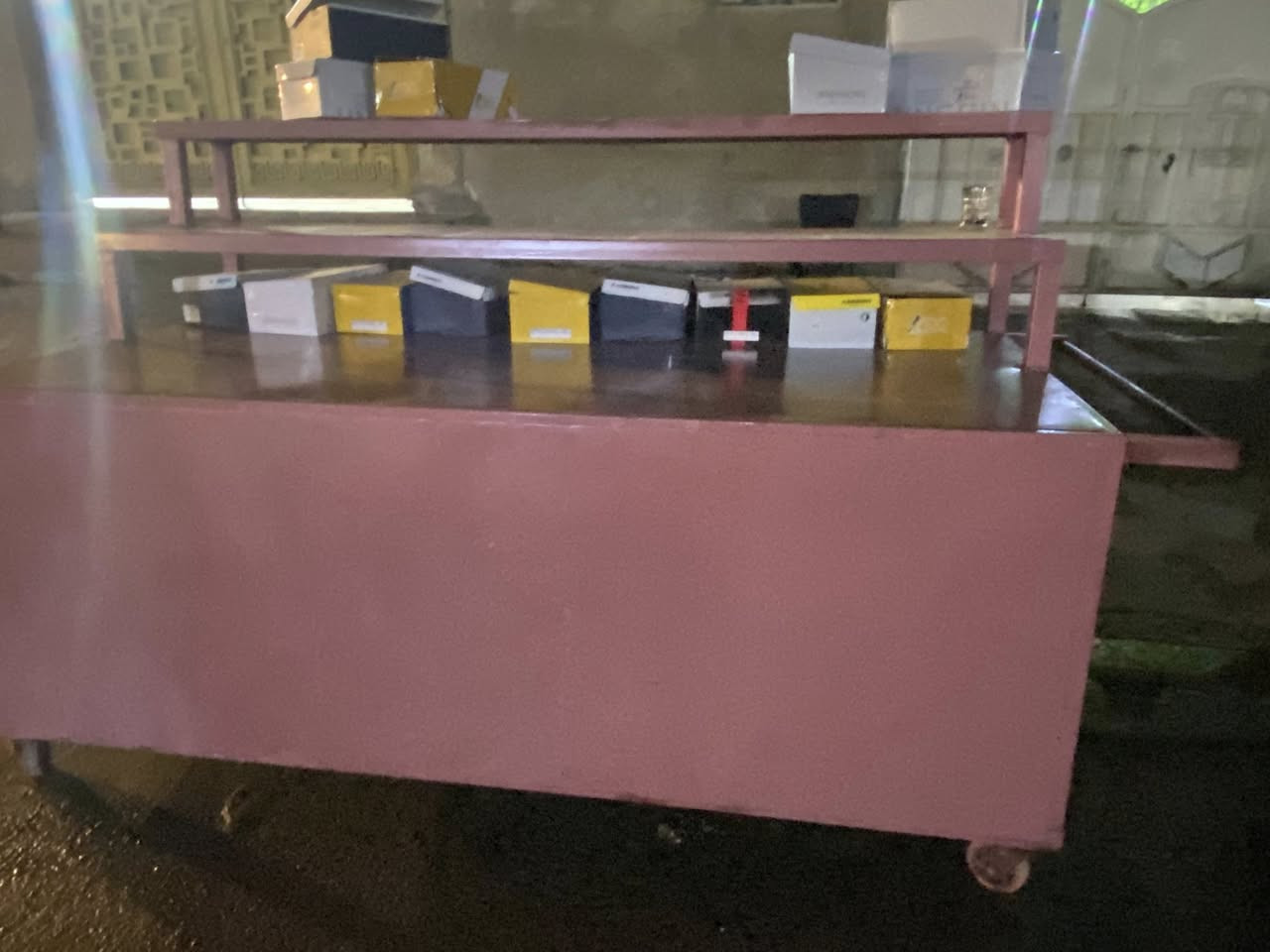 سلام عليكم بصطية للبيع جديدة البارحة خلصت حدادة وصبغ. السعر ٣٠٠الستفسار ***********
