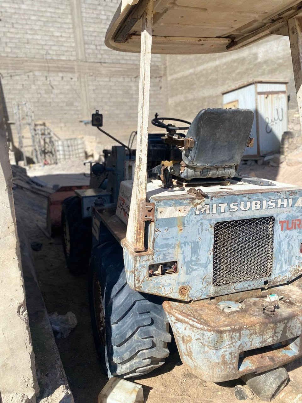 ميتسوبيشي حجم 40 محرك كابوته مكينه معزوله عن الاكسل كلمن دهنه لوحد موديل 1995 مكاني بصره
***********
