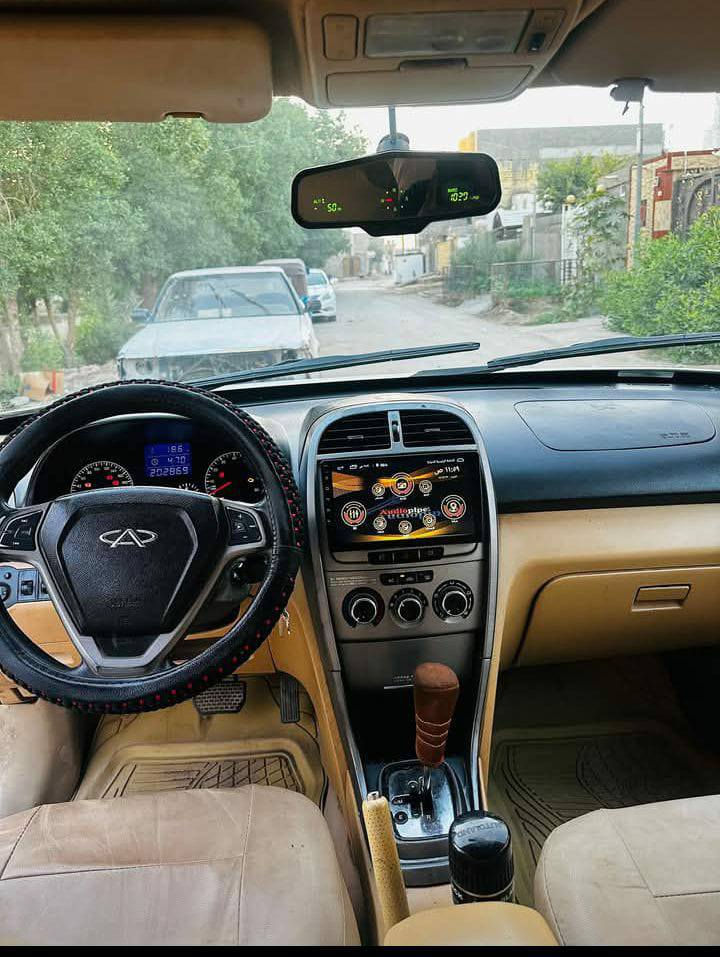 السلام عليكم ورحمة الله تيكو للبيع موديل ٢٠١٣ رقم قادسيه انكليزي هزة جديده سنوية لل ٢٠٣٠محرك وكير وتبريد مكفول شاشة سنتر لوك داخل السيارة حلو  مداور السيارة شوكت ميعجيك  السعر ٤٧ وبيها مجال قليل مكان السيارة النجف للاتصال ***********
