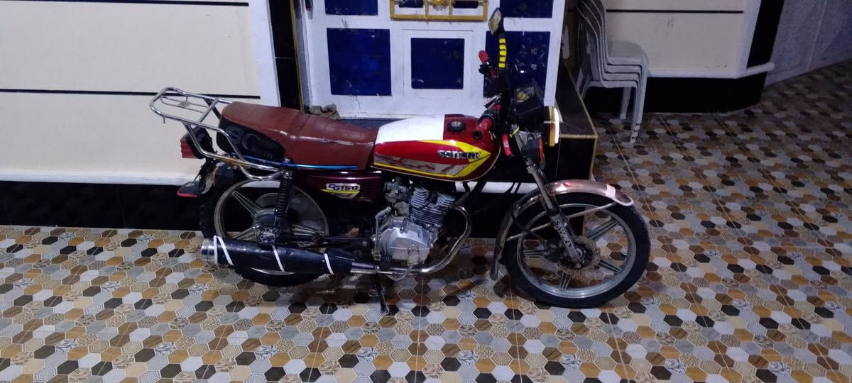 ادمن وافق
سلام عليكم ايراني للبيع موديل 20 اوراق موجوده كامل من كلشي شغال السعر 500 بي مجال رقمي/***********
