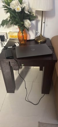 ترابيزة جانبية • عجلات • الريان
